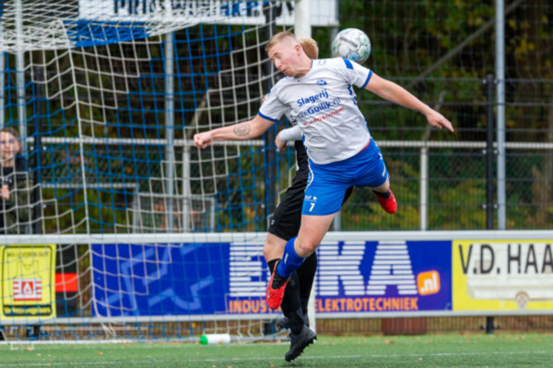 ST20231025-27133 voetbal WZC-Vevo
Fotodatum: Zaterdag 28-oktober-2023
Plaats : Wapenveld
Adres : WZC
Onderwerp : WZC-VEVO, 
foto: Henri van der Beek
