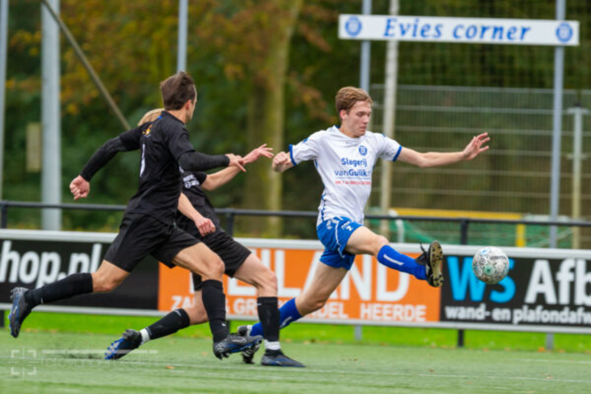 ST20231025-27133 voetbal WZC-Vevo
Fotodatum: Zaterdag 28-oktober-2023
Plaats : Wapenveld
Adres : WZC
Onderwerp : WZC-VEVO, 
foto: Henri van der Beek