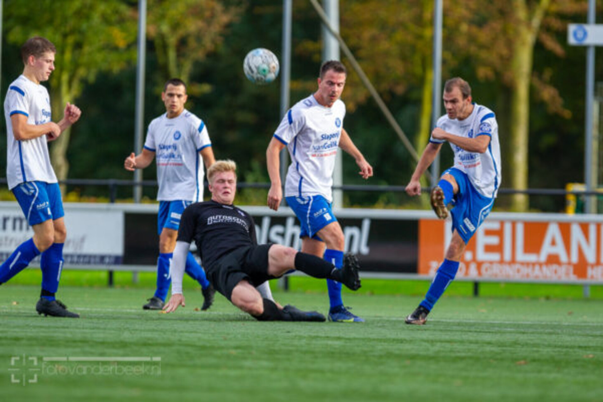 ST20231025-27133 voetbal WZC-Vevo
Fotodatum: Zaterdag 28-oktober-2023
Plaats : Wapenveld
Adres : WZC
Onderwerp : WZC-VEVO, 
foto: Henri van der Beek