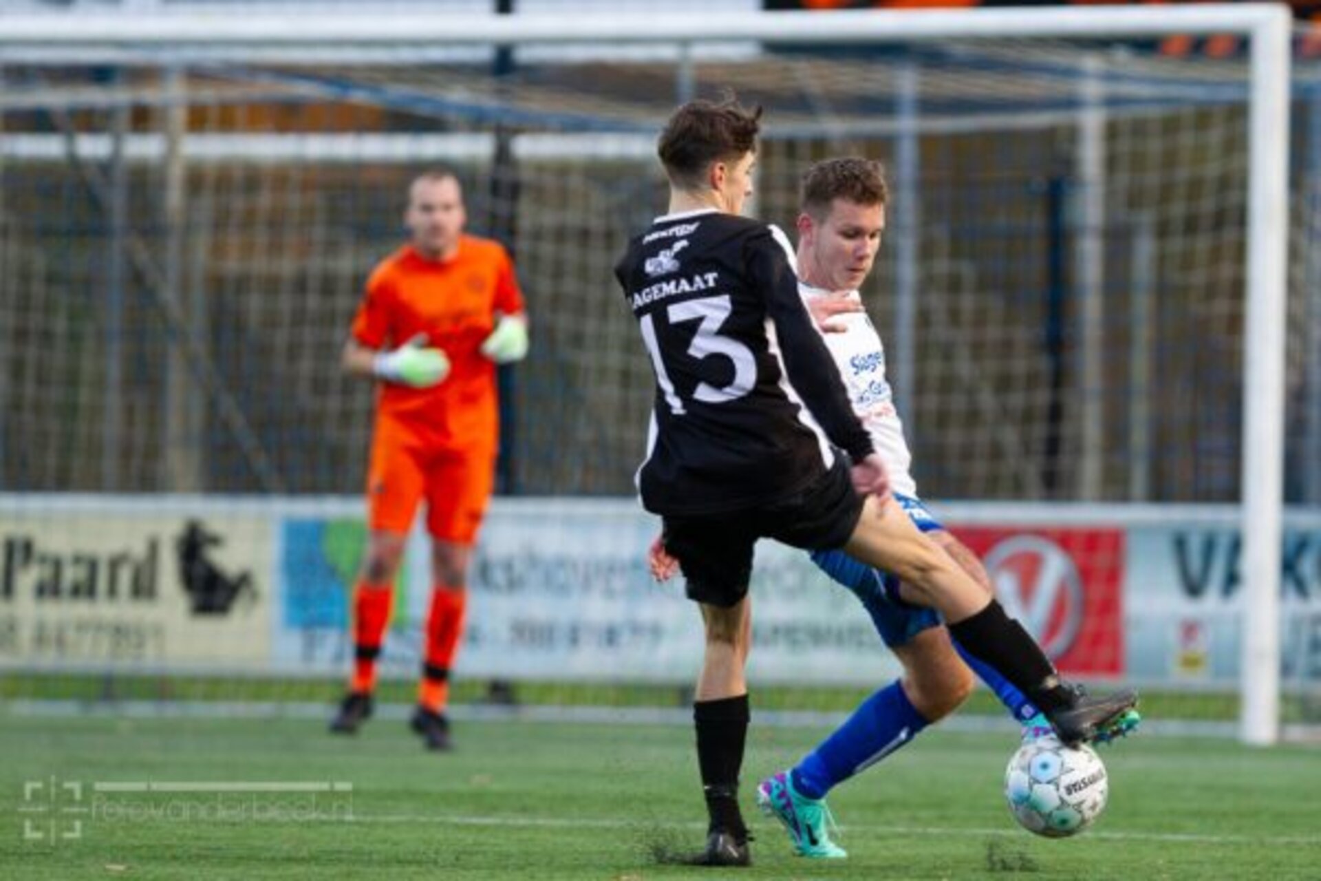 ST20231122-27737 voetbal WZC-SEH
Fotodatum: Zaterdag 25-november-2023
Plaats : Wapenveld
Adres : Zandbergen 4
Onderwerp : Amateurvoetbal, WZC - SEH
foto: Henri van der Beek