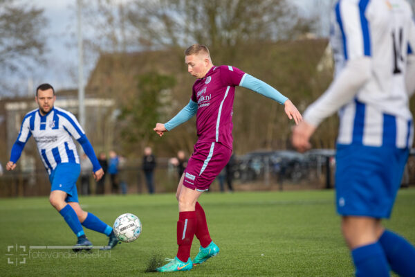 ST20240313-29911 Voetbal Vevo-WZC
Fotodatum: Zaterdag 16-maart-2024
Plaats : Veessen
Adres : Veesser Enkweg 39
Onderwerp : Amateurvoetbal, VEVO - WZC
foto: Henri van der Beek