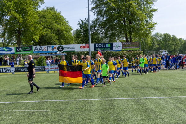 VELUWE TROPHY-7815