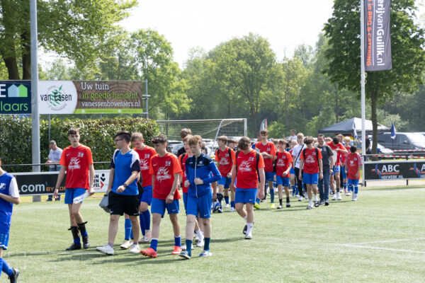 VELUWE TROPHY-7820