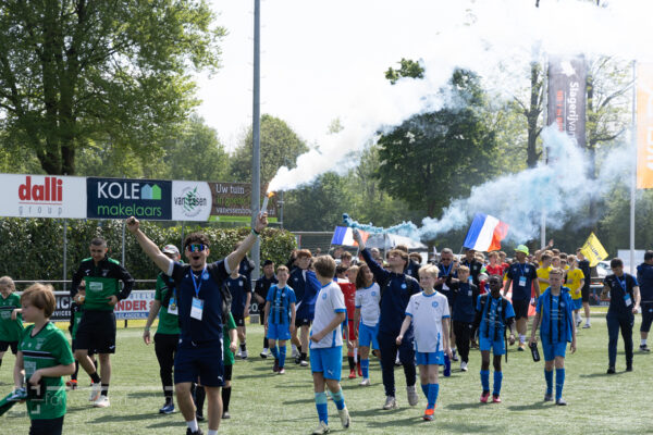 VELUWE TROPHY-7832