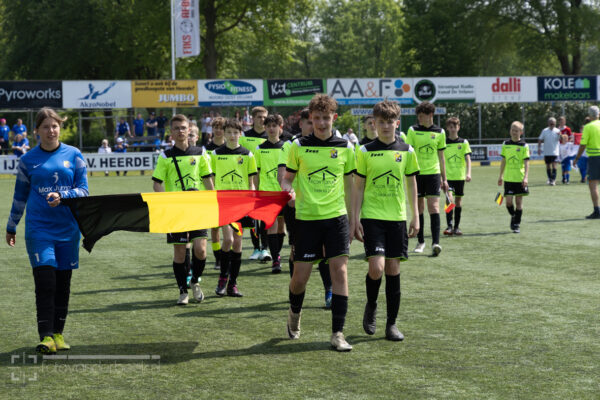 VELUWE TROPHY-7854