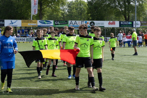 VELUWE TROPHY-7855