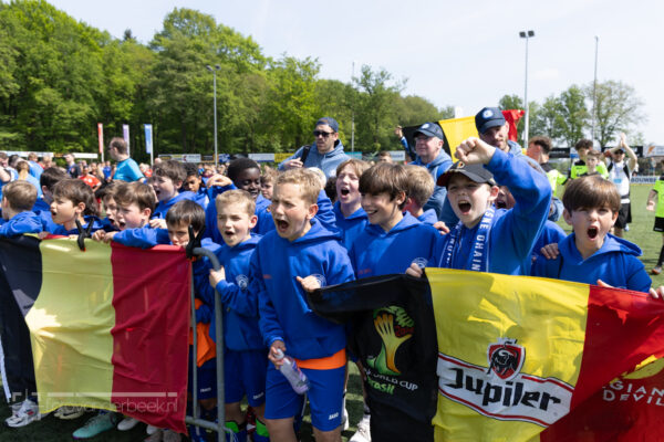 VELUWE TROPHY-7858