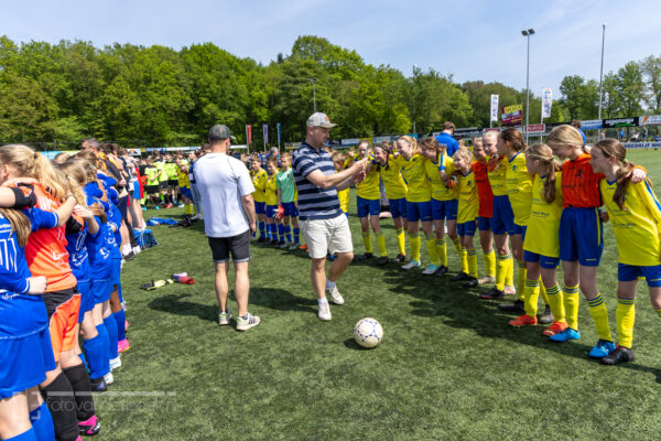 VELUWE TROPHY-7910